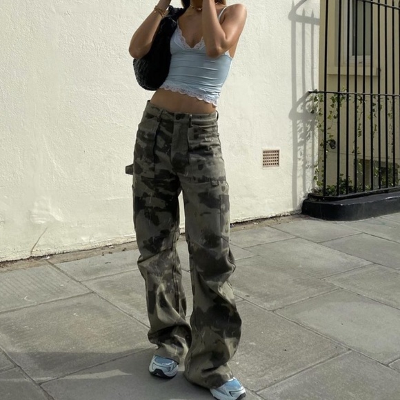 Lioness camo pants - Picture 1 of 3